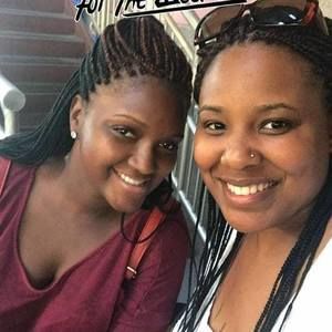 Meet your Posher, Toya